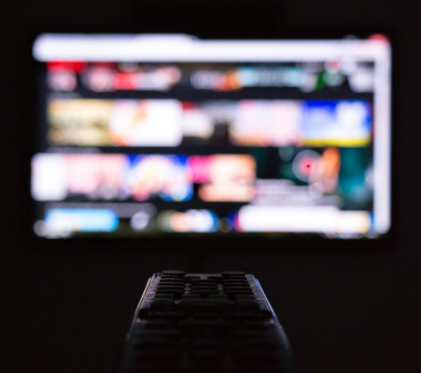 Come il trash TV ha conquistato l’Italia